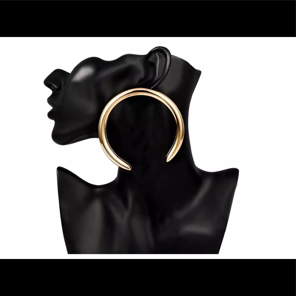 Big gold earrings